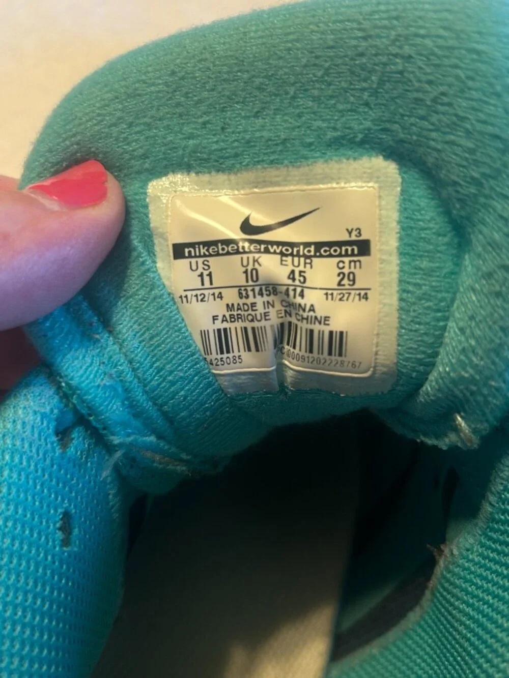 Nike Women's Size 11 Athletic Shoes - Picture 4 of 8